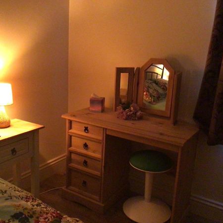 Mary'S Apartamento Selby Exterior foto
